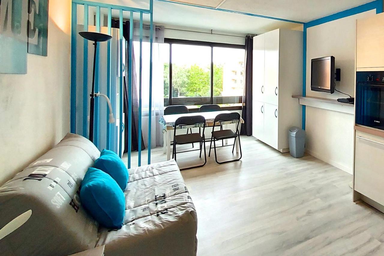Hypercenter 27 M With Wifi And Shared Pool Apartman Fréjus Kültér fotó