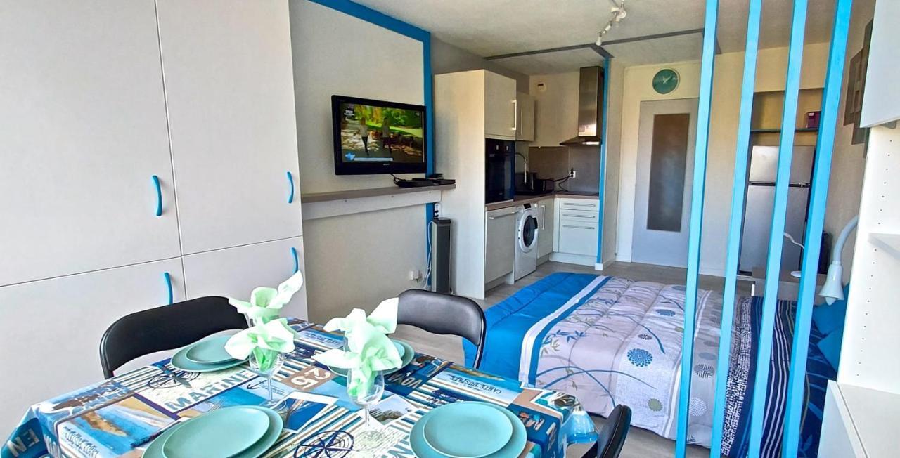 Hypercenter 27 M With Wifi And Shared Pool Apartman Fréjus Kültér fotó