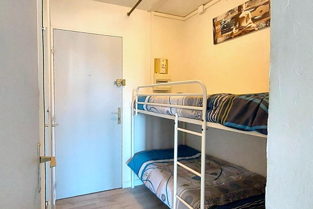 Hypercenter 27 M With Wifi And Shared Pool Apartman Fréjus Kültér fotó